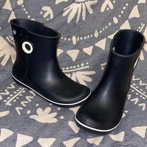 Crocs Short Jaunt Boot